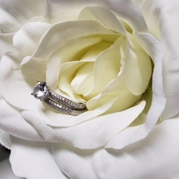 925 Sterling Silver Round Zircon Engagement Rings Set Wedding Rings Set - Picture 4 of 5